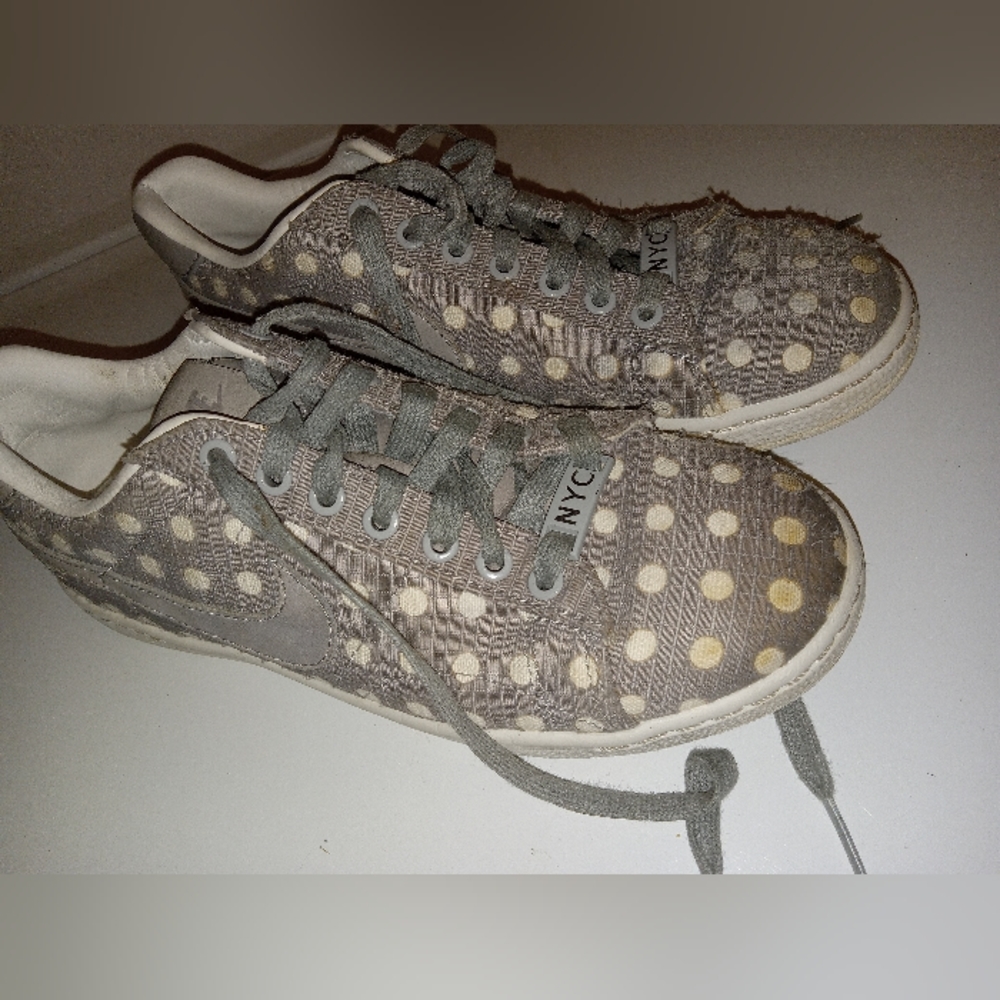 Womens polka dot nike size 6 - Picture 1 of 5